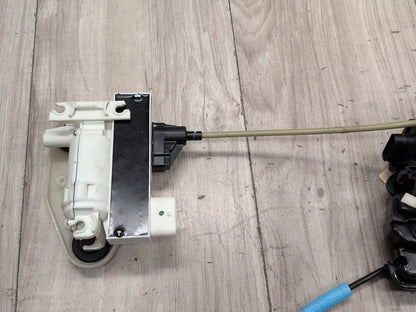 2014 - 2018 BMW X5 F85 Front Right Passenger Door Latch Lock Actuator w/ Soft Close 7419840 S63B44T2