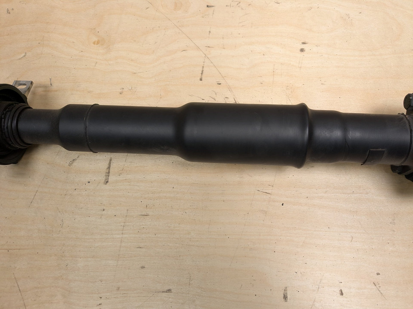 18-20 OEM BMW G30 M550 AWD Rear Drive Shaft Driveshaft Propeller