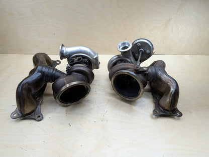 2007-2013 BMW E93 335i N54B30A Engine Motor Turbo Charger w/ Manifold SET 7331333