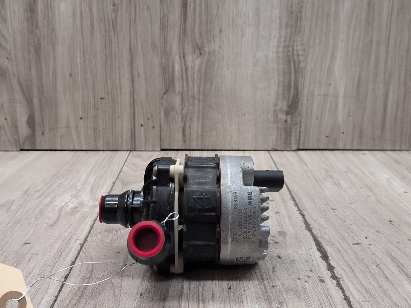 19-24 OEM BMW G05 G07 G20 G22 G26 G30 Engine B58 Auxiliary Coolant Water Pump