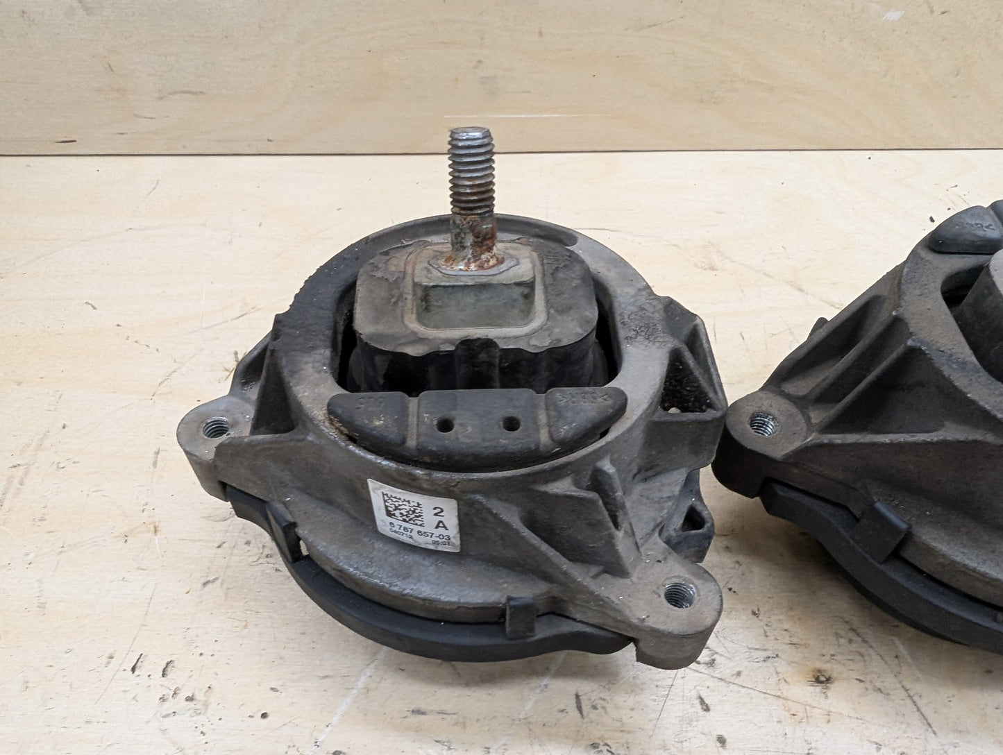 2012-2018 BMW F30 328i N20B20O0 Left Right Engine Bracket Support Mount SET 6787657