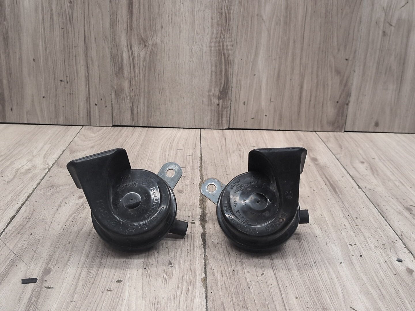 2004-2010 BMW M6 E64 Alarm Horns SET 7839346 OEM