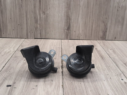 2004-2010 BMW M6 E64 Alarm Horns SET 7839346 OEM