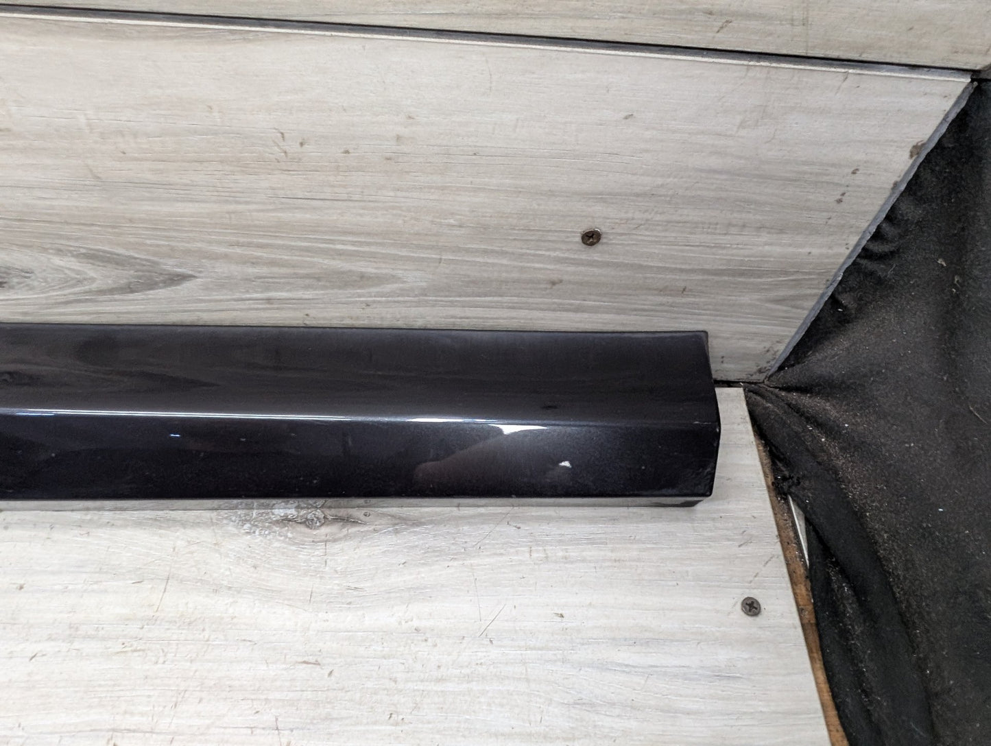 2018 - 2024 BMW X3 G01 Front Right Passenger Exterior Door Trim Molding 8064792 B58B30O1