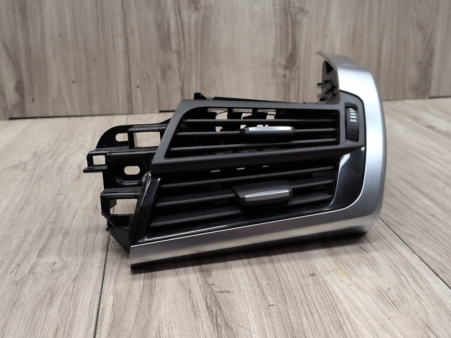 2014 - 2018 BMW X5 F85 Dashboard Dash Board Right Passenger Air Vent 2852217 S63B44T2