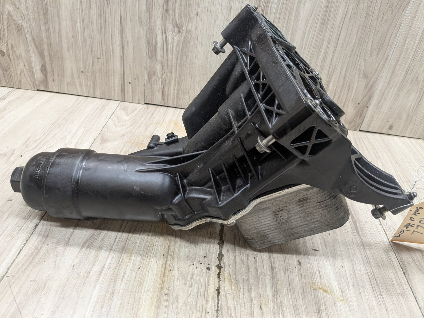 16-20 OEM BMW F22 F30 F32 F36 G01 G30 X3 330 430 Engine B46 Oil Filter Housing