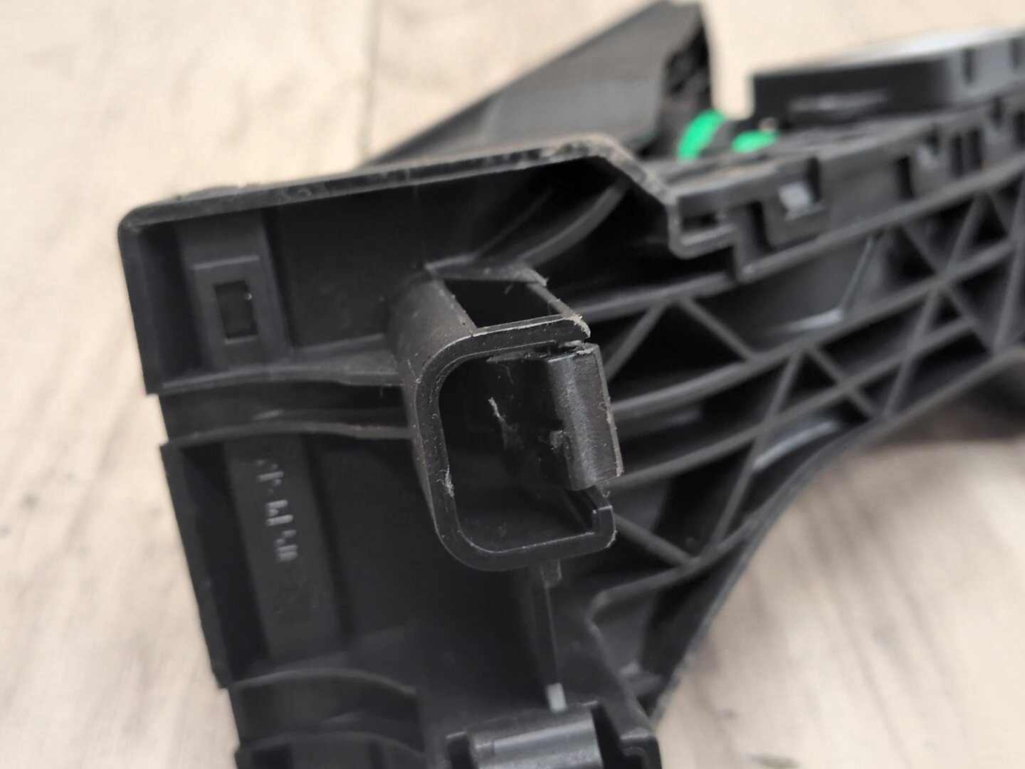 2015-2018 Audi Q3 8U Gas Accelarator Pedal 1K1723503BA