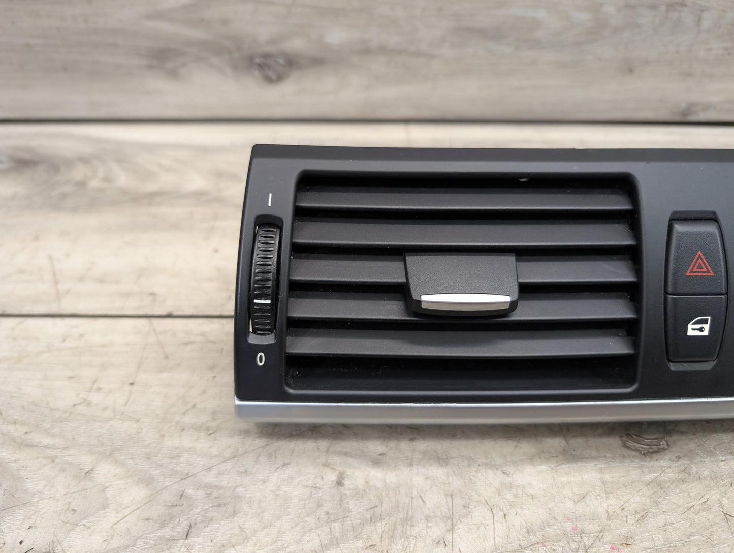 2007-2013 BMW X5 E70 Dashboard Dash Board Middle Center Air Vent 9210705