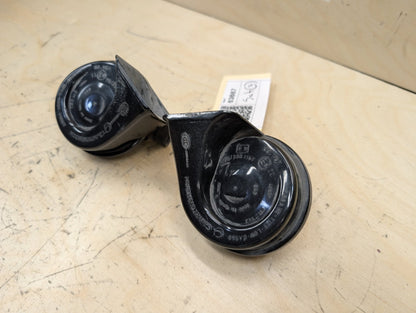 2012-2018 BMW 320i F30 Alarm Horns SET 7245422