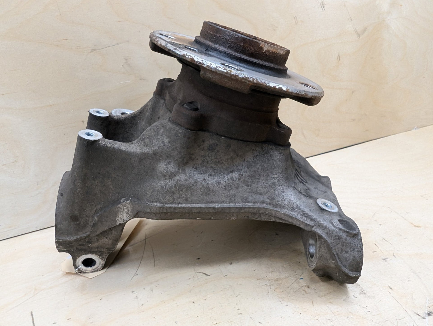 12-18 OEM BMW F30 F31 Sedan RWD Front Left Hub Knuckle Wheel Bearing Carrier