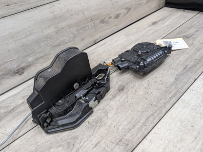 2007-2013 BMW X5 E70 Rear Right Passenger Door Latch Lock Actuator w/ Soft Close 7315024
