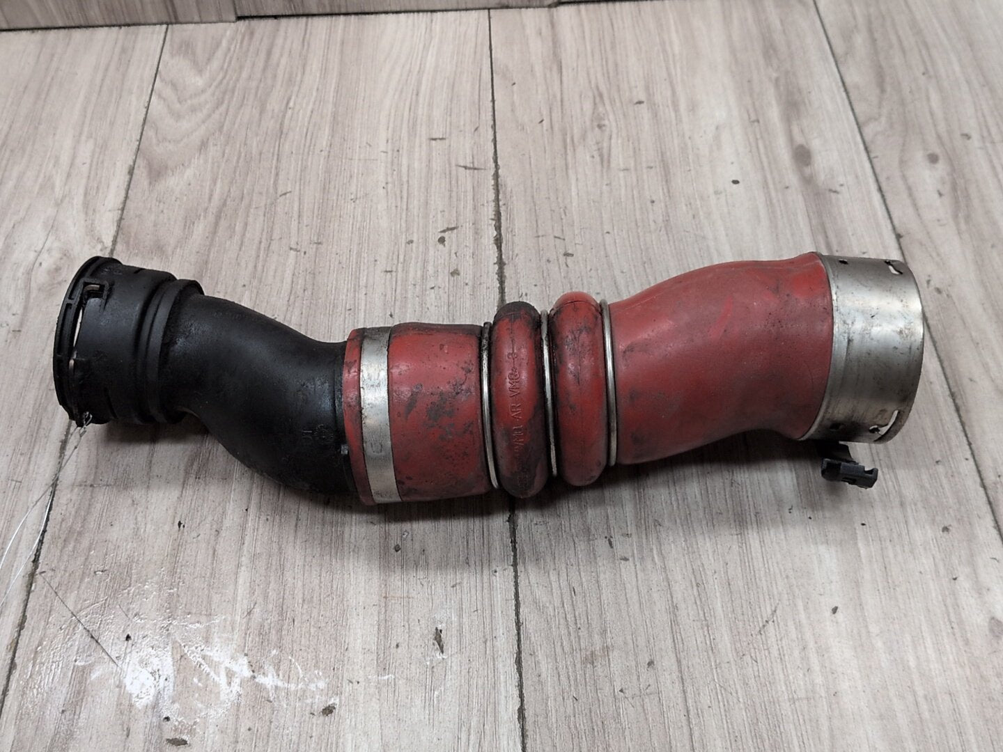 OEM BMW F02 F06 F10 F12 F13 535 Intercooler Charge Air Induction Tract Pipe N55