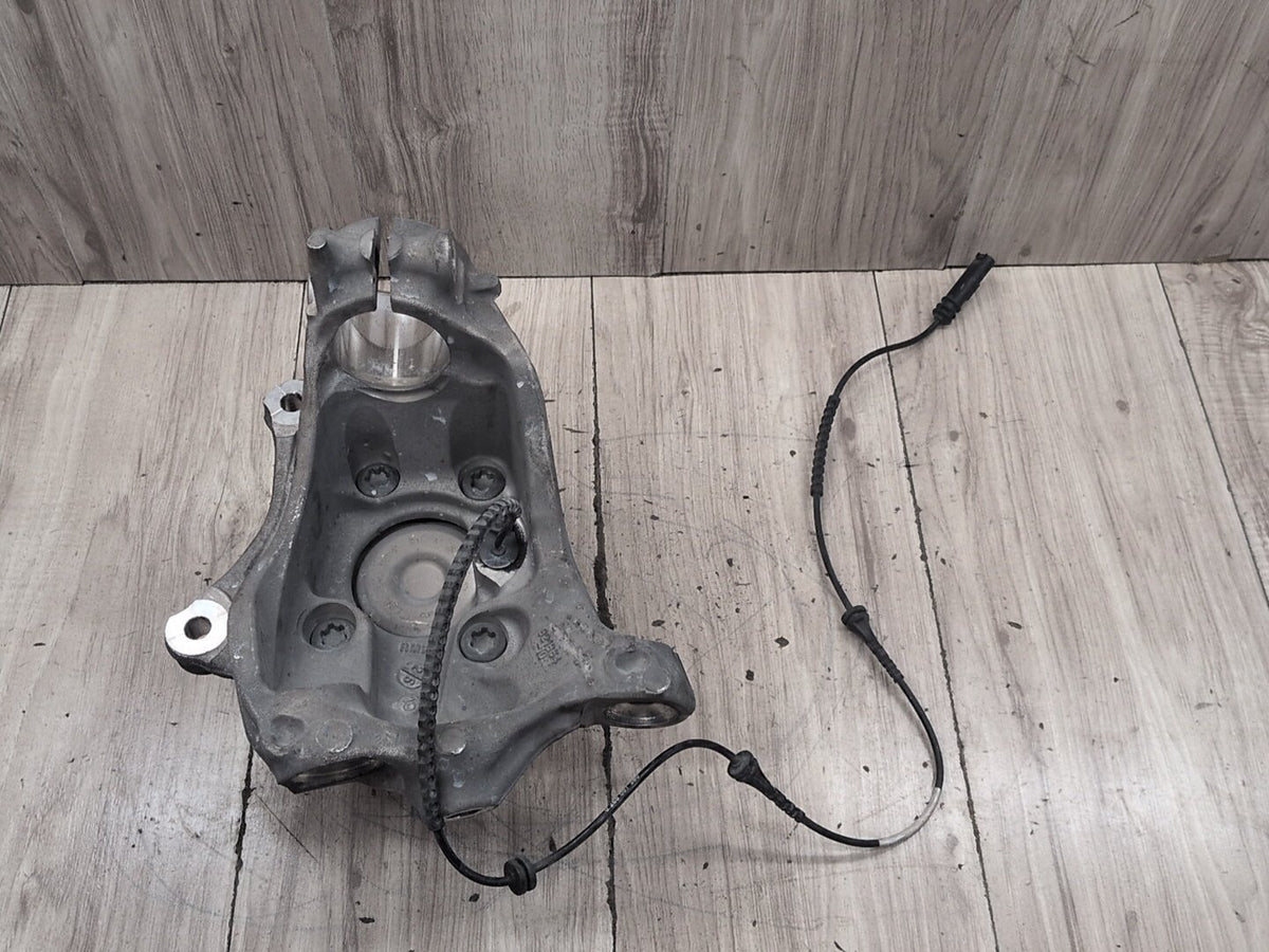2019-2026 BMW M340i G20 Front Left Driver Spindle Knuckle w/ Bearing 6878609 OEM