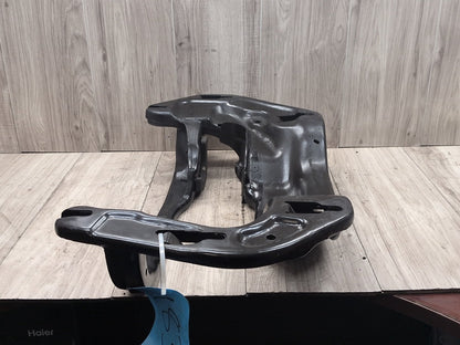 2014 - 2018 BMW X5 F85 Transmission Mount Bracket 6954188 S63B44T2