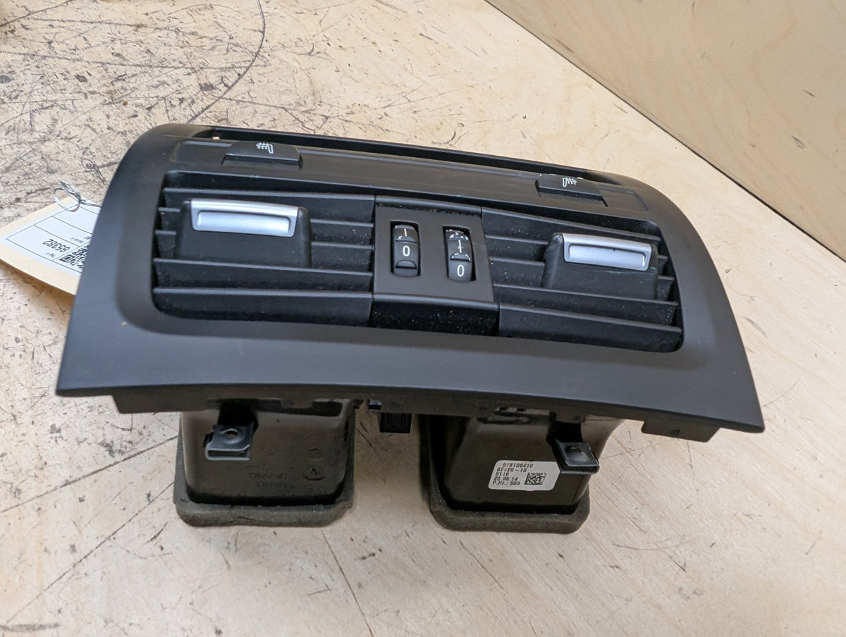 2010-2017 BMW 535i GT xDrive F07 Rear Center Console Air Vent Grille 9181094 OEM