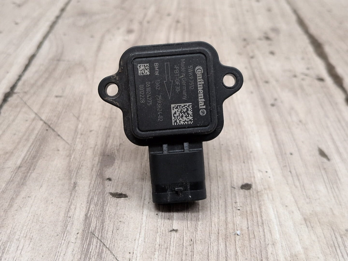 OEM BMW E82 E90 E92 F10 F13 F15 F25 X5 Engine N55 Air Flow Mass MAF Sensor Meter