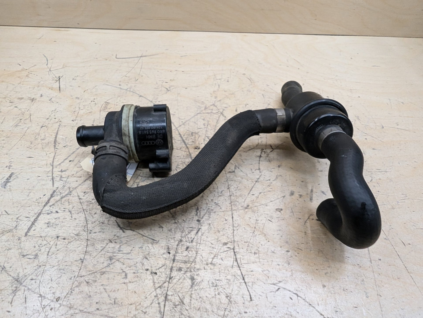2011-2017 Audi 8T RS5 CFSA Engine Motor Cooling Auxiliary Water Pump 6R0965561A