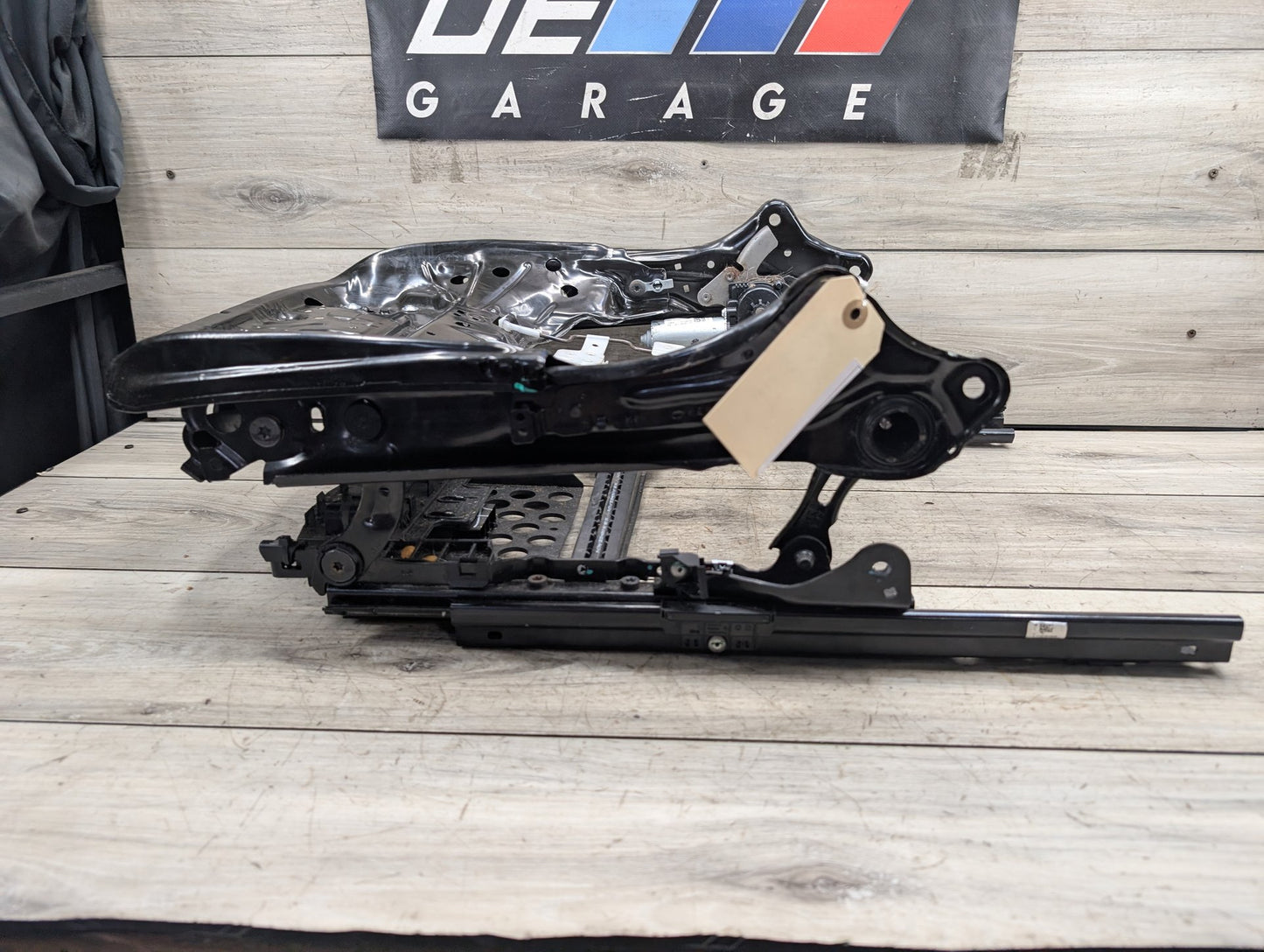 OEM BMW F97 G01 G02 G20 Electrical Front Right Passenger Lower Seat Frame w/ Motors 7414610