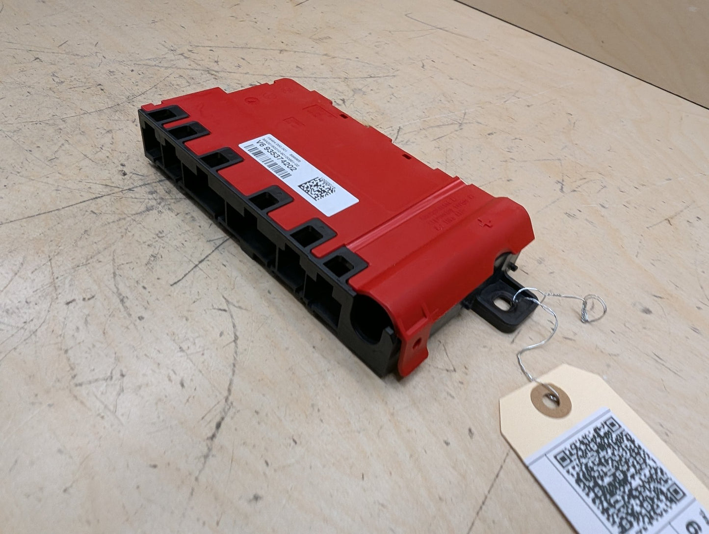 OEM BMW G11 G12 G14 G15 G16 G30 B+ Junction Terminal Power Relay Fuse Box