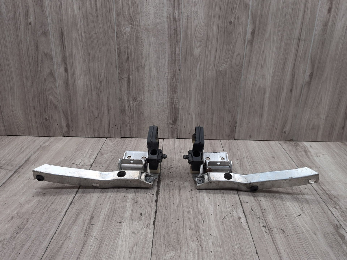 2011-2016 BMW M5 F10 Hood Bonnet Hinges SET 7186514 OEM