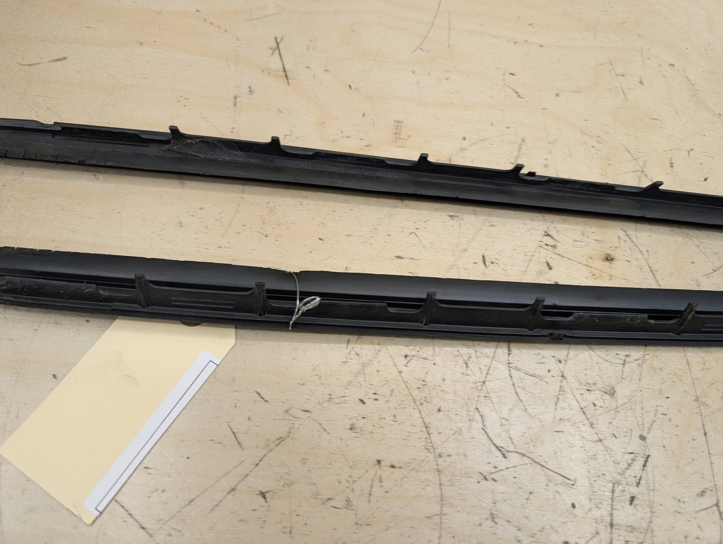 2012-2018 BMW 328i F30 Front Left Right Side Windshield Drip Trim Molding SET 7258188