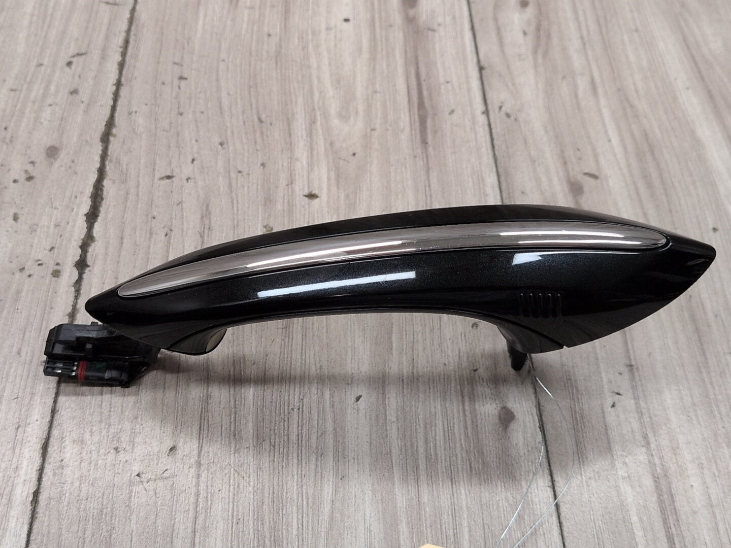 2013-2014 BMW 535i F10 Front or Rear Right Passenger Exterior Door Handle w/ Comfort Access 7305312