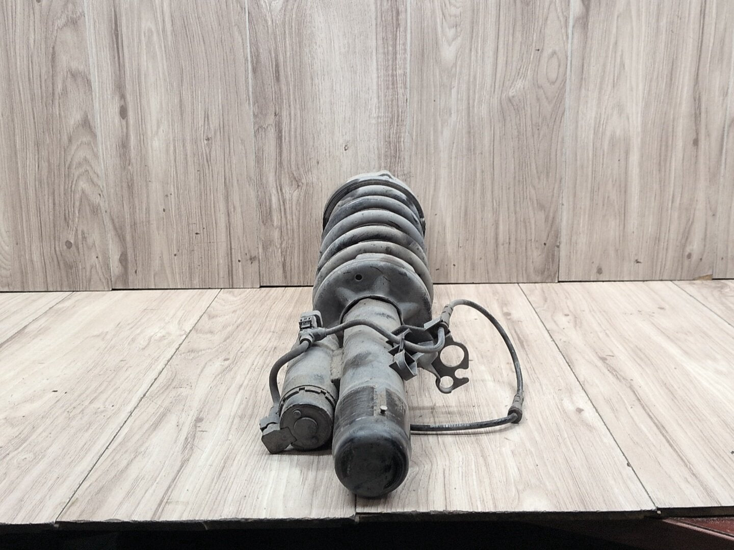17-23 OEM BMW G30 M550iX Front Right Passenger Spring Strut Shock Absorber VDC
