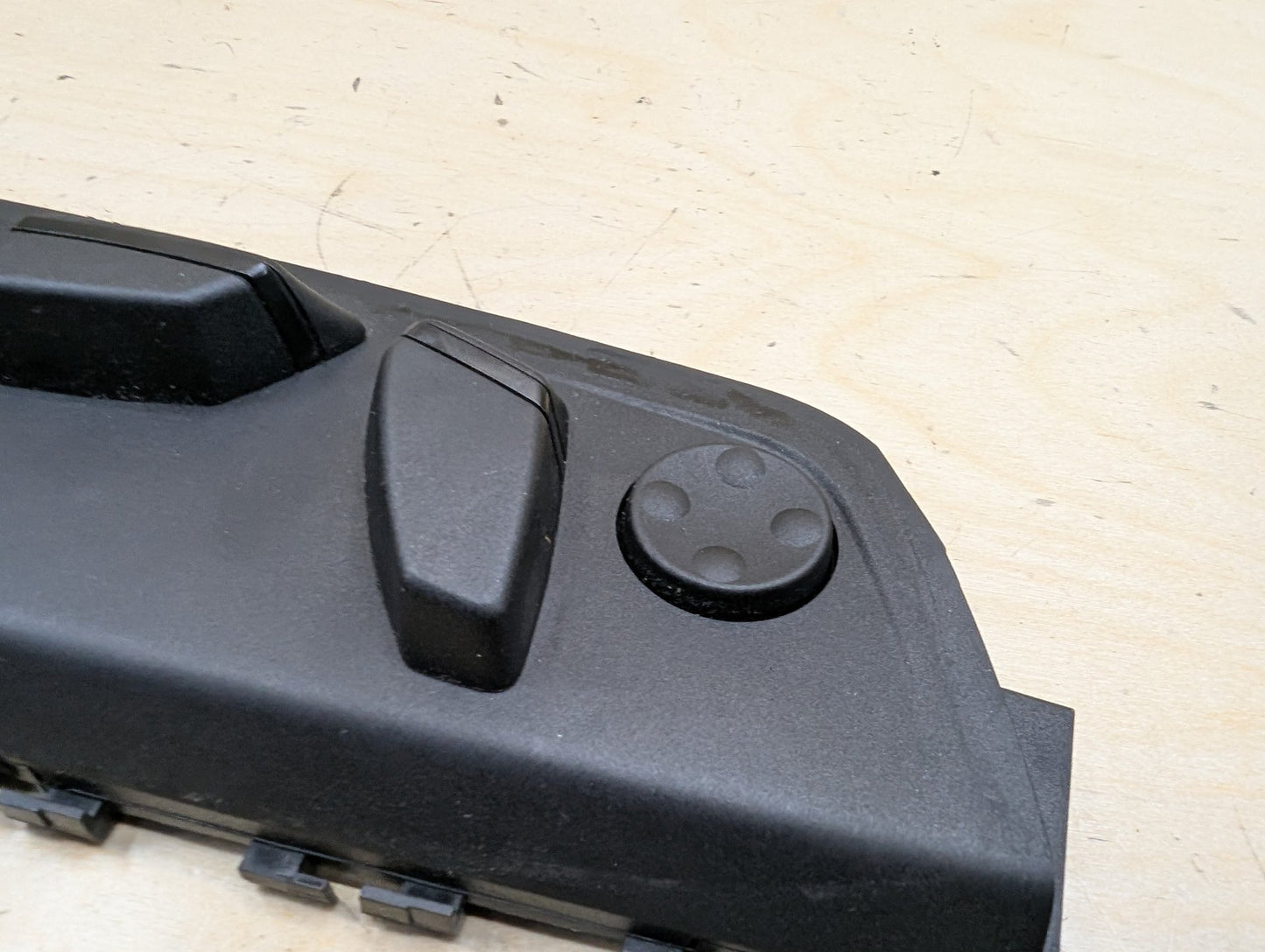 2015-2019 BMW X6 F16 Front Right Passenger Seat Control Switch 9347418