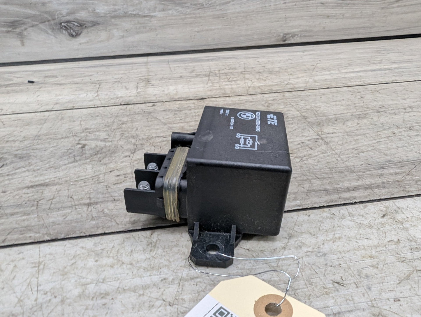 OEM BMW F23 F30 F44 F80 G01 G05 G12 G30 Cooling Fan Relay Control Module 130A