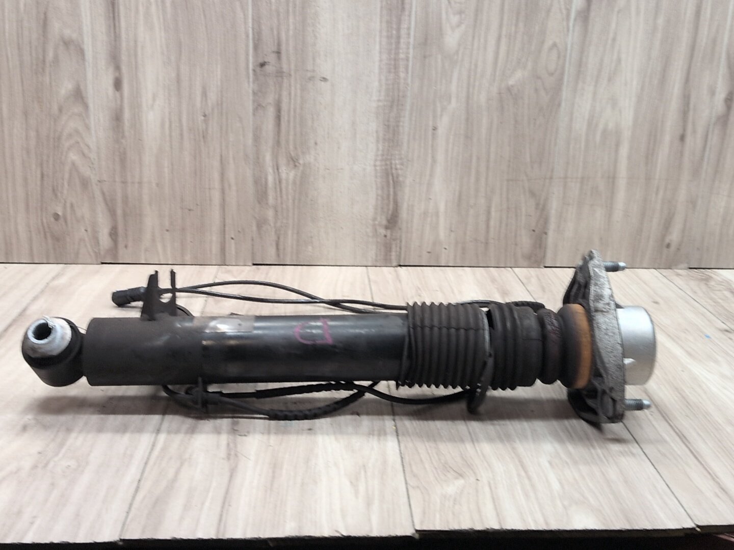 14-19 OEM BMW F85 F86 X5M X6M Rear Left Side Suspension Shock Absorber