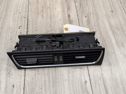 2008 - 2017 Audi S5 8T Dashboard Dash Board Middle Center Air Vent 8T1820951E