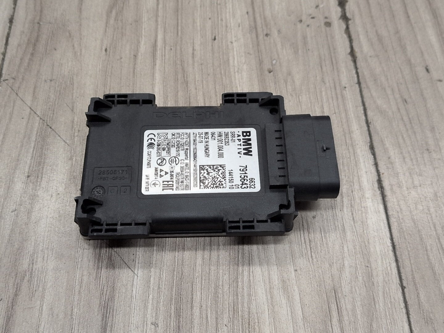 OEM BMW F90 G01 G05 G12 G16 G20 G30 X3 X5 Blind Spot Radar Sensor Control Module