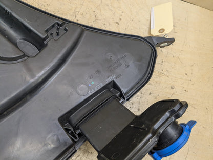 OEM BMW G12 G30 540 M550 750 M760 Windshield Wiper Washer Reservoir Tank Pump