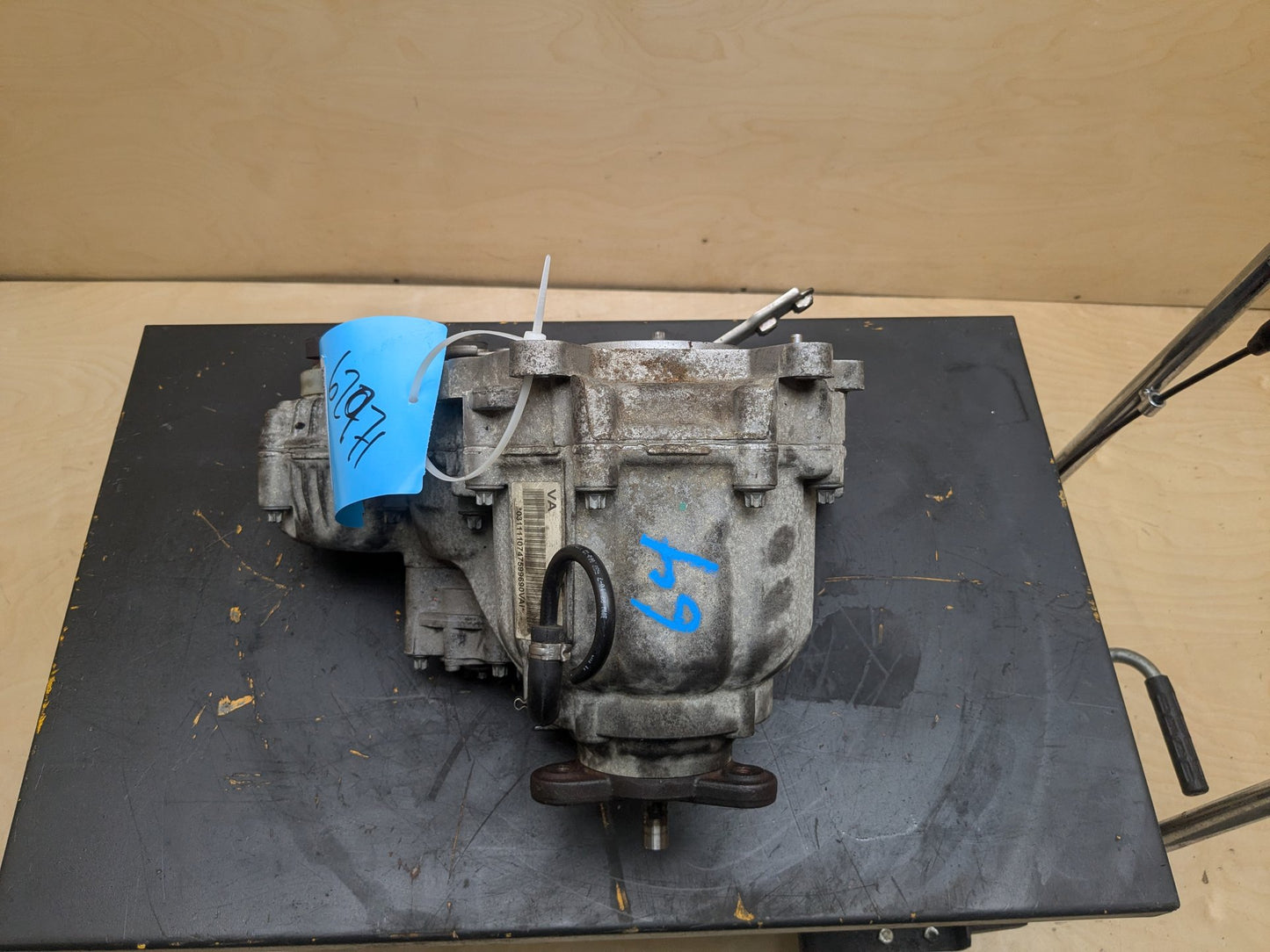 OEM BMW E60 E61 E90 E92 E93 MANUAL Transmission Transfer Case Box Gearbox ATC300 79k