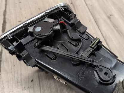 2015-2018 Audi Q3 8U Dashboard Dash Board Left Driver Air Vent 8U1820901B OEM