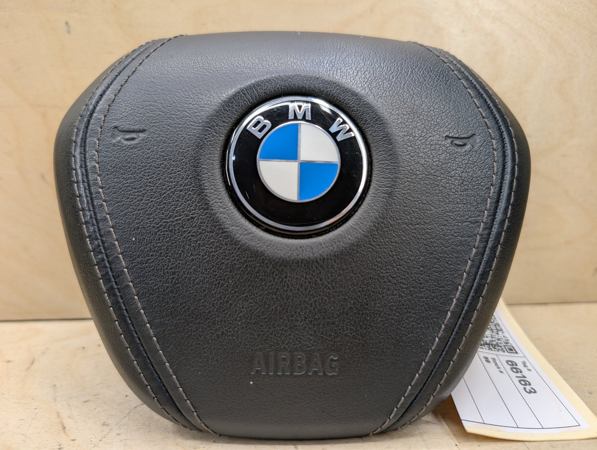 2016-2019 BMW 740i G12 Steering Wheel Airbag Air Bag 6876833 OEM