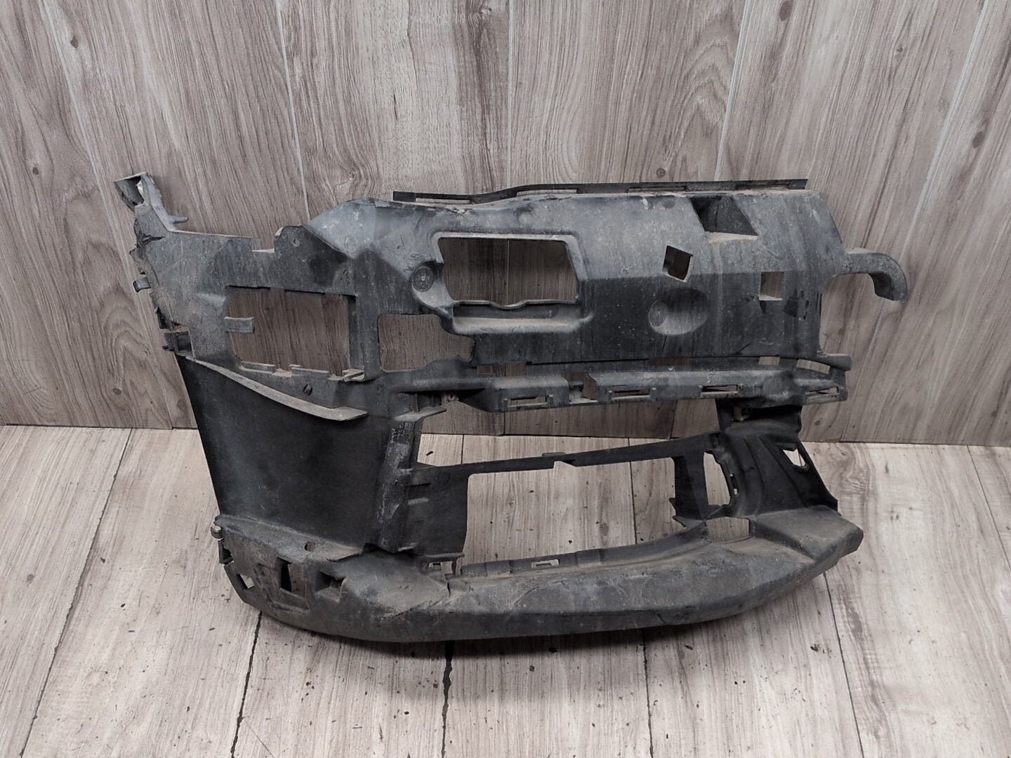 2016-2022 BMW 750i G12 Rear Right Passenger Bumper Support Bracket 8061130 OEM