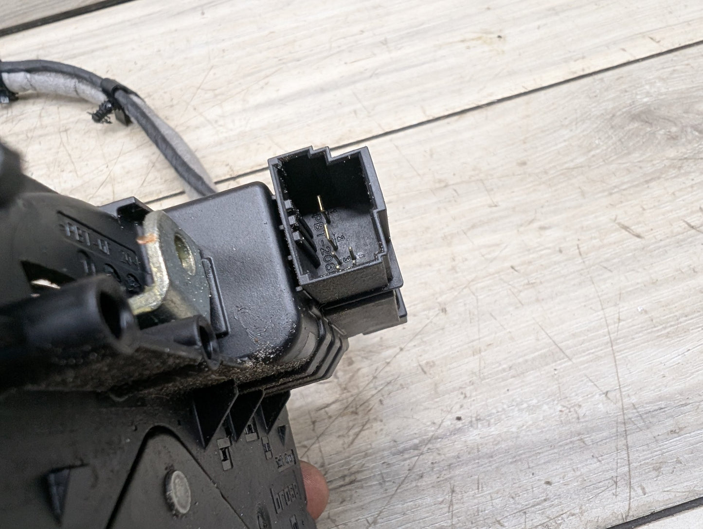 15-19 OEM BMW F16 F86 X6 X6M Trunk Liftgate Tailgate Power Lock Latch Actuator