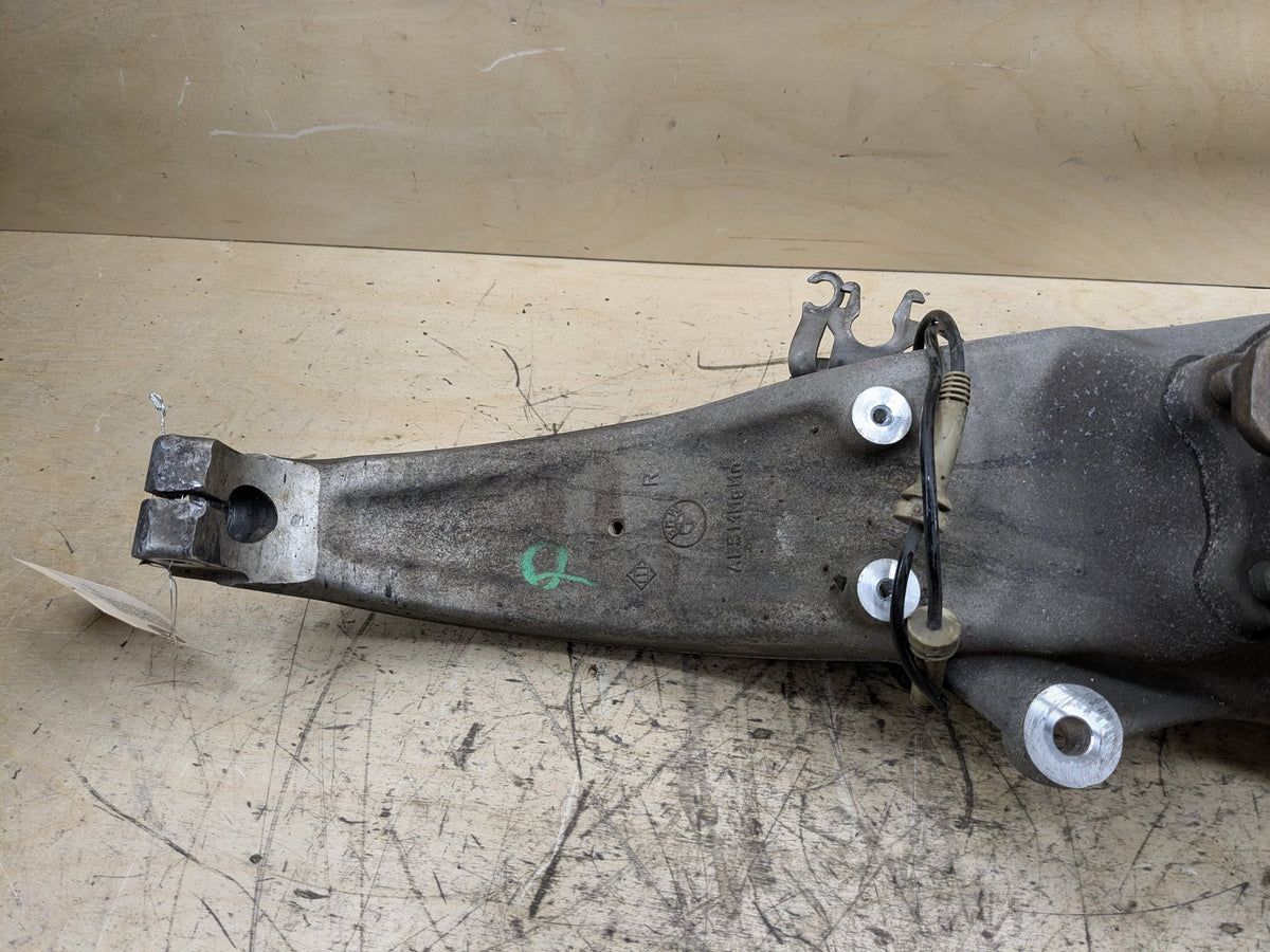 16-19 OEM BMW G11 G12 740 750 RWD Front Right Passenger Spindle Knuckle Bearing