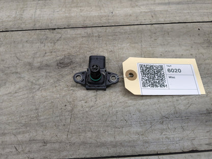 2016-2022 BMW 750Li G12 Manifold Absolute Pressure (MAP) Sensor 7599042