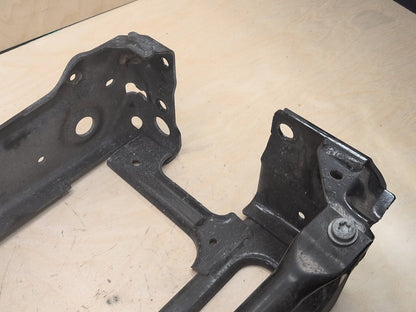 OEM BMW G01 G02 F97 X3 X4 Front Right Passenger Radiator Reinforcement Bracket