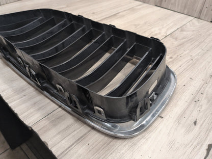 2011-2016 BMW M5 F10 Front Left Right Upper Bumper Grilles SET 8057228 OEM