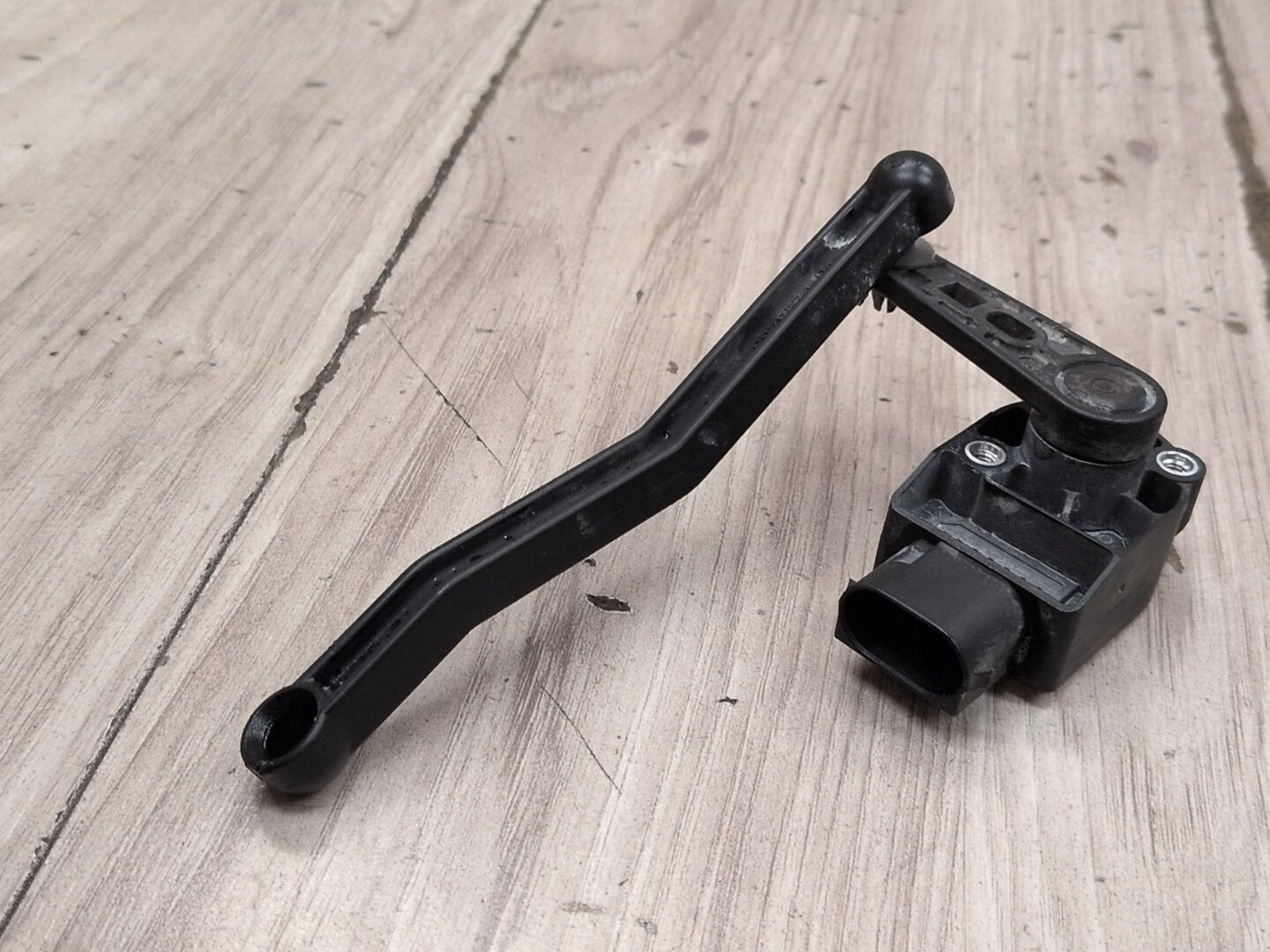 OEM BMW F30 F80 G20 G30 M3 Front Rear Left Right Suspension Height Level Sensor