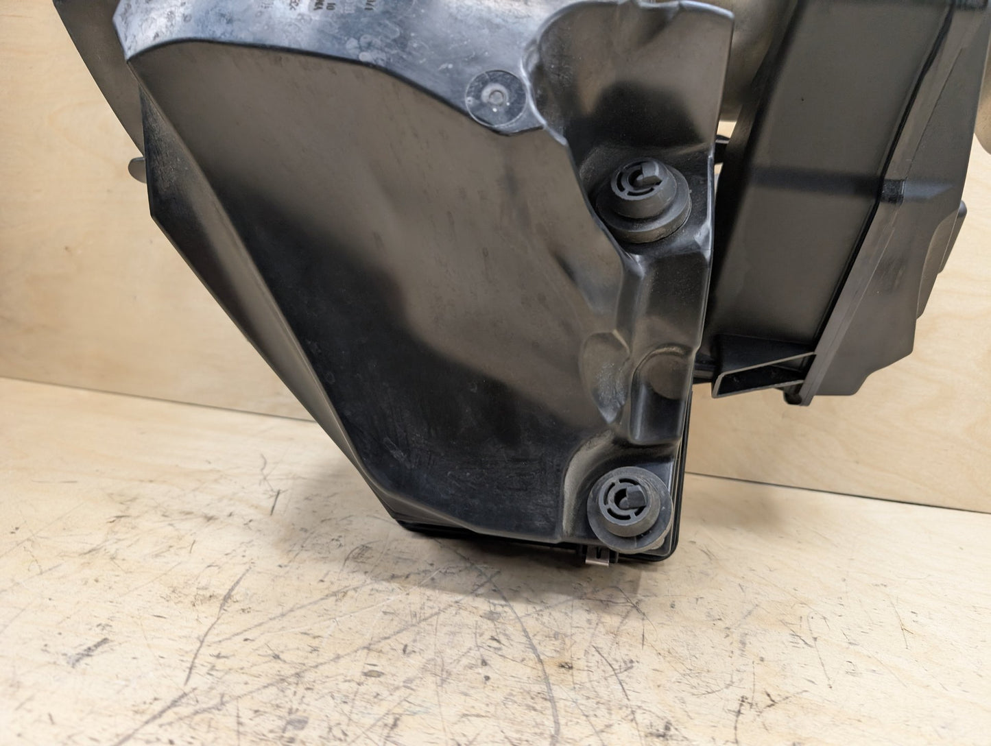 OEM BMW G20 G22 G23 M340 M440 Engine B58 AirBox Air Box Filter Cleaner Housing