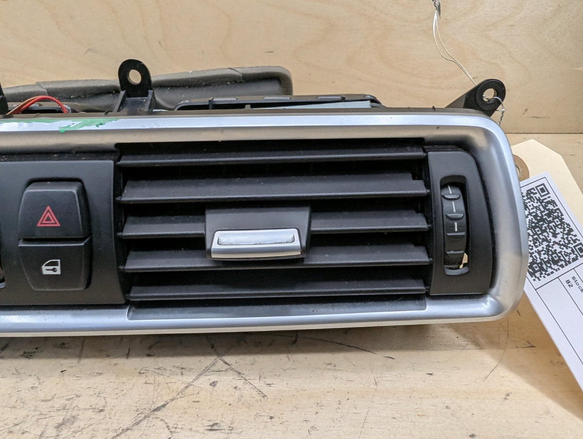 2010-2017 BMW 535i GT xDrive F07 Dashboard Dash Board Middle Center Air Vent 9142584 OEM