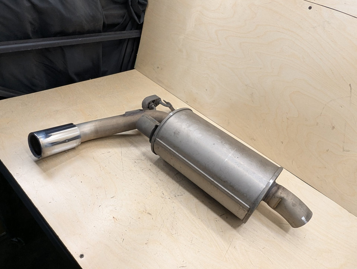14-17 BMW F30 328d Diesel Rear End Exhaust Muffler W Tip Unit 8512641 OEM