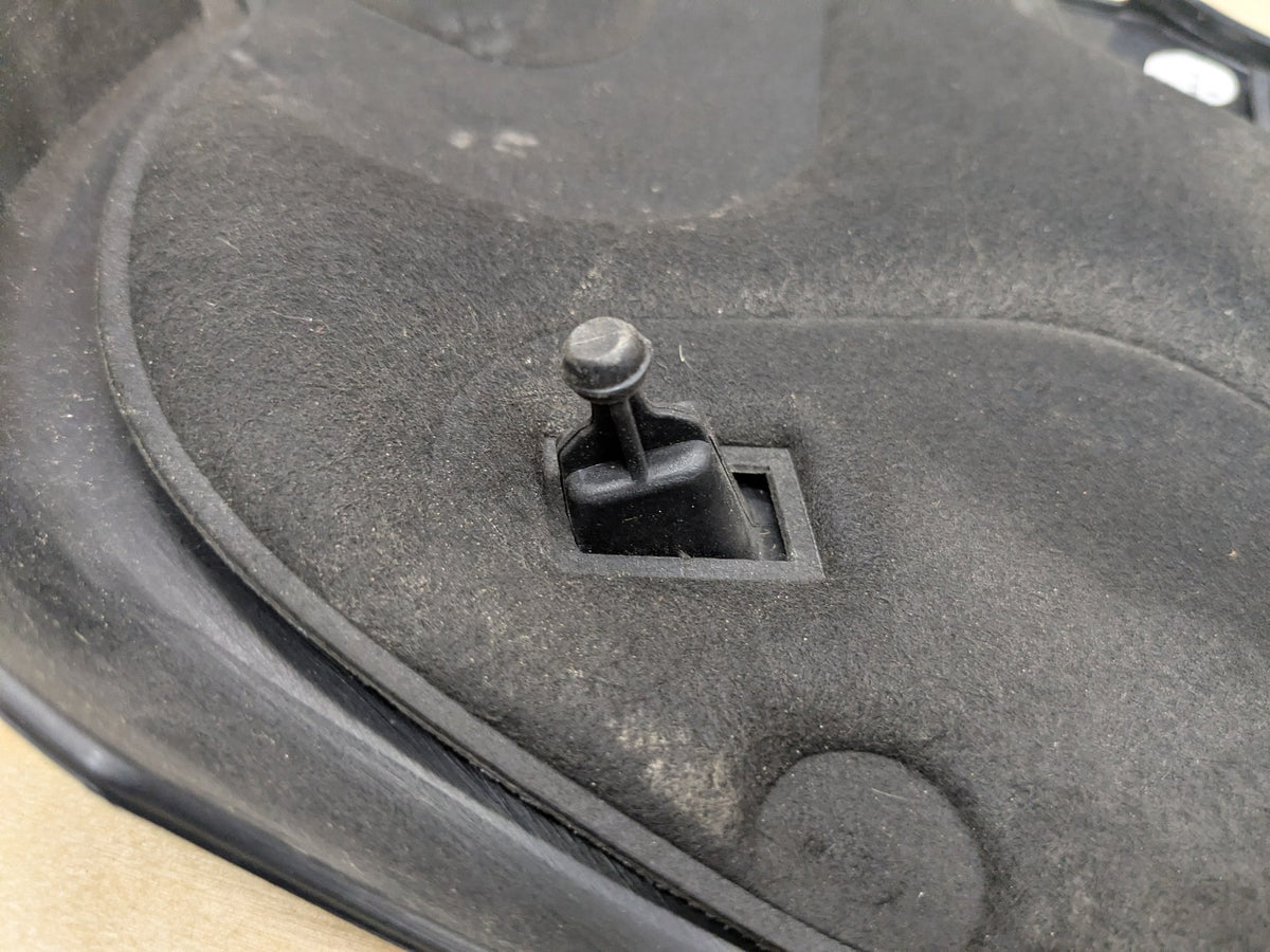 2009-2011 Mercedes-Benz R171 SLK-Class M272 Engine Cover A2720101067