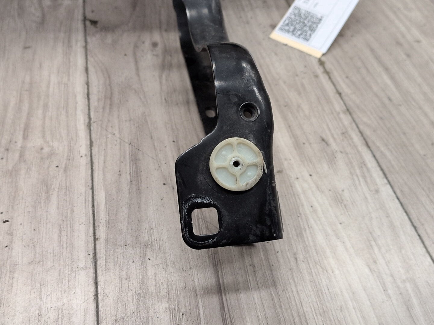 2019 - 2026 BMW X5 G05 Left Driver Headlight Bracket 7421709 N63B44M3