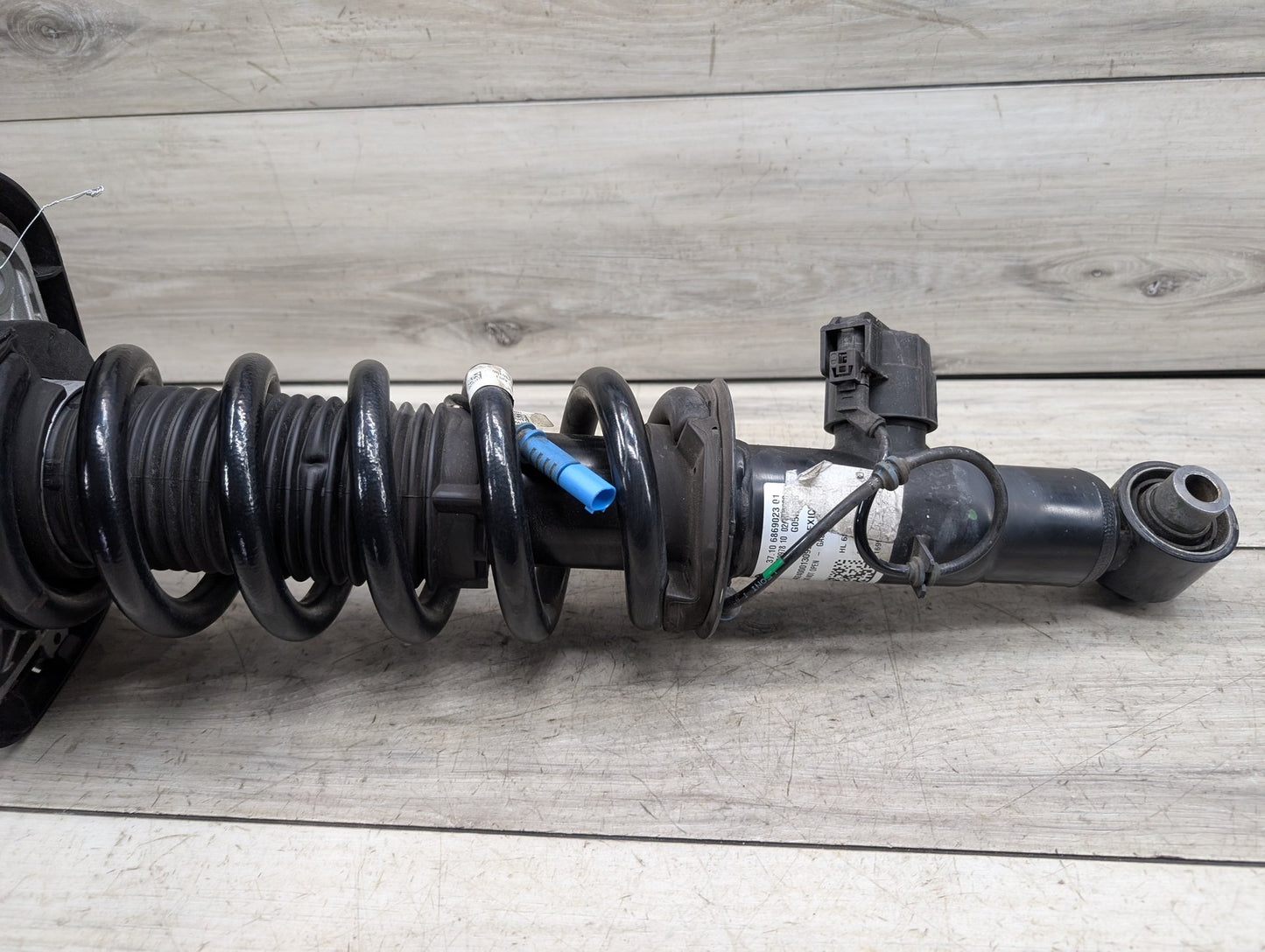 19-23 OEM BMW G05 X5 40iX 50iX AWD Rear Left Driver Strut Shock Absorber VDC
