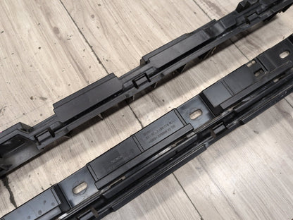 2011-2016 BMW M5 F10 Right Passenger Side Rocker Panel Brackets SET 7184778 OEM